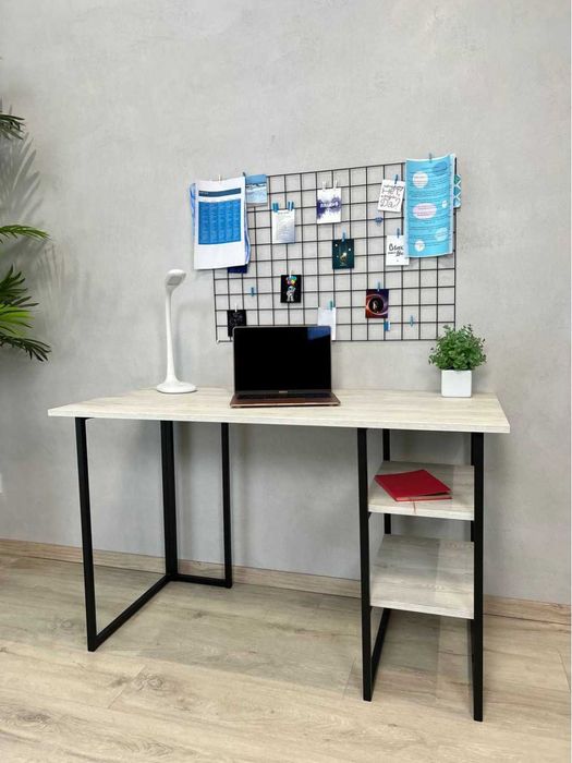 Стол письменный. Стол компьютерный. Стол офисный