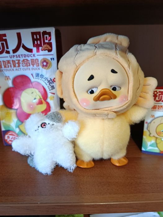 Колекційна фігурка-сюрприз  Засмучене каченя  Upset Duck