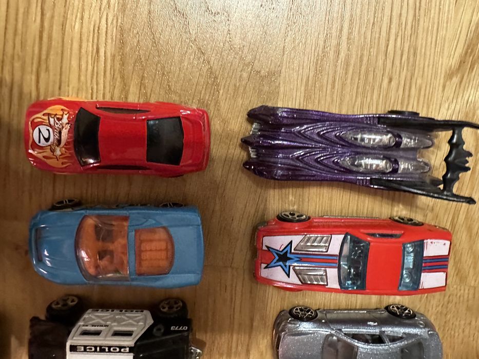 Коллекция машинок Hot Wheels
