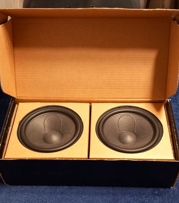 Woofers de referência mundial, Scanspeak  WU/4741T00