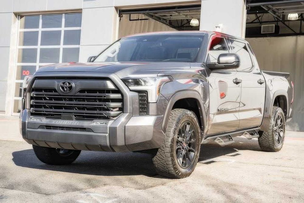 Toyota Tundra      2022