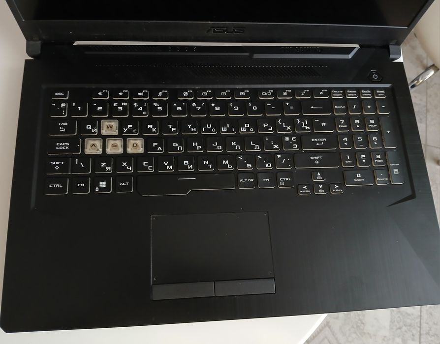 ASUS TUF FA706iU/120Hz/Ryzen 7 4800H/1660Ti/16GB/SSD1Tb