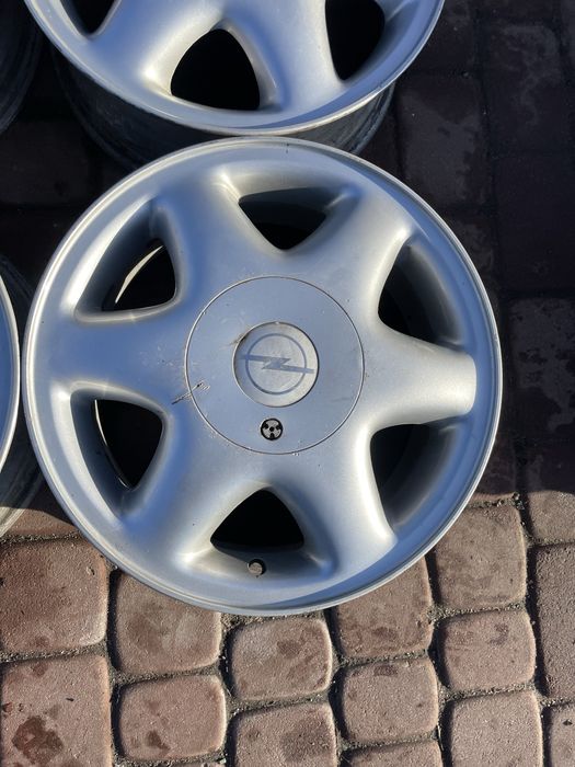 FELGI ALUMINIOWE Opel 5,5" x 15" x 4x100 x 56,6 x ET 46