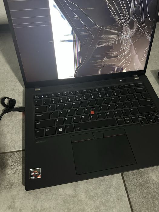 Продам ноутбуки биті матриці