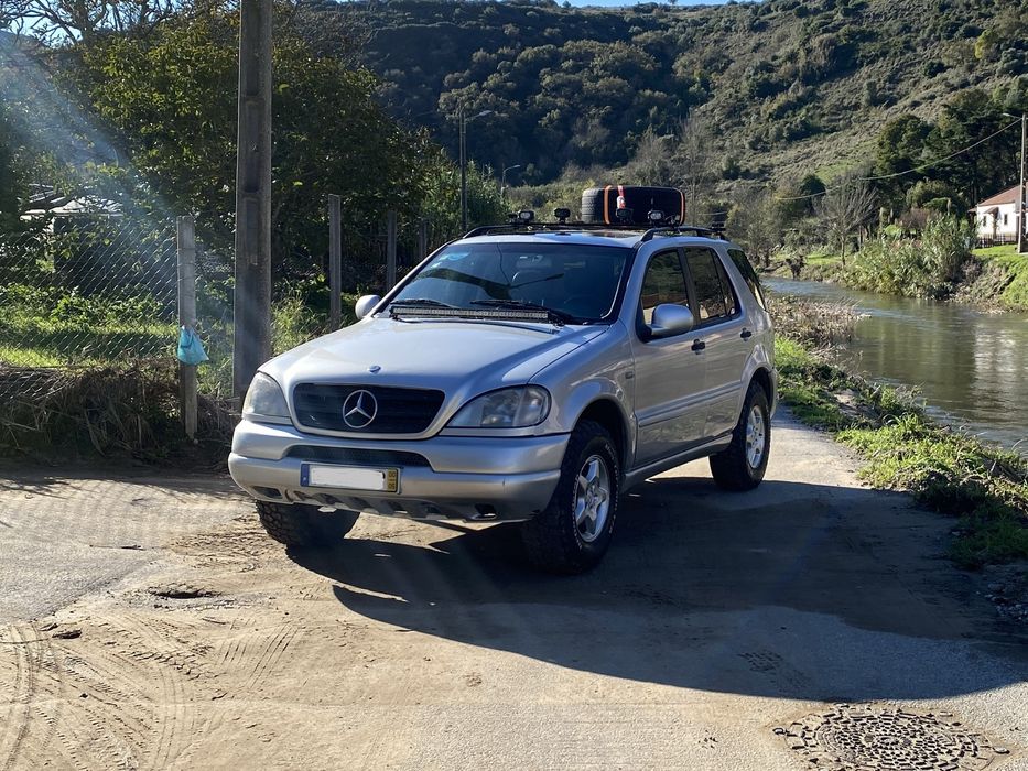 Mercedes ML 270 CDi. 7 lugares automático