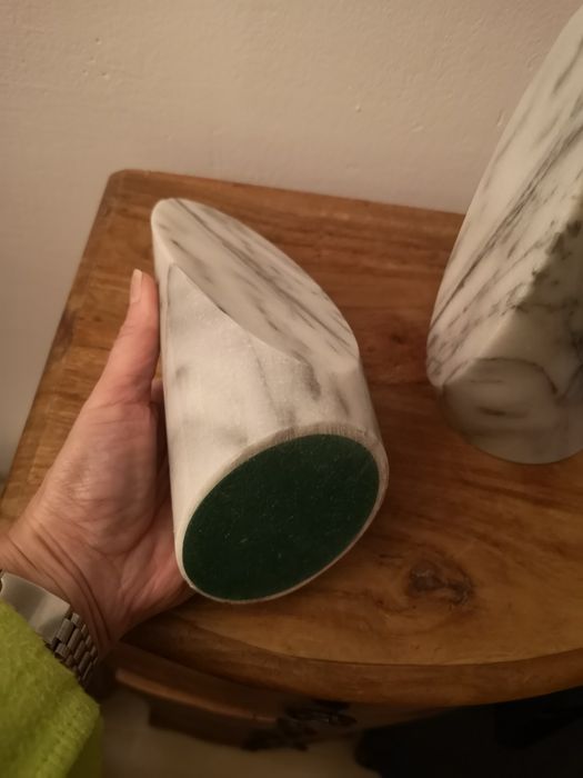 Podpórki na książki - marmur