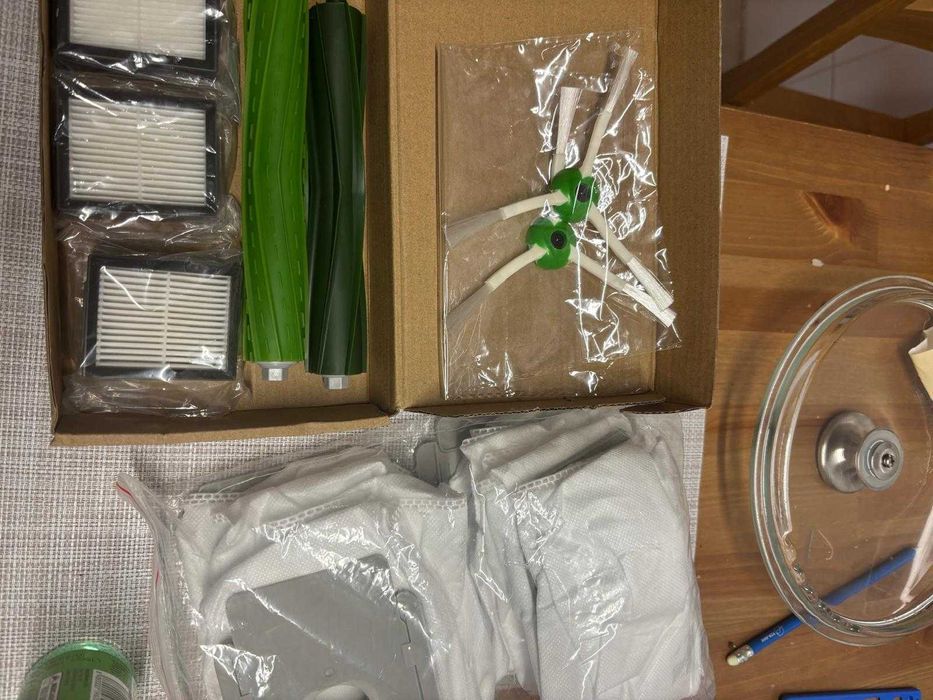 Aspirador Robô IROBOT Roomba I5+ Cinza Texturizado