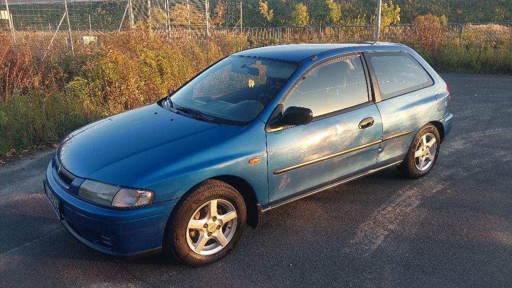 Mazda 323F 1.3 benzyna
