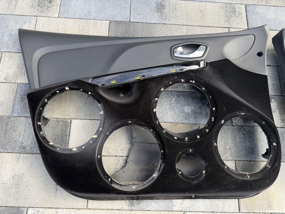 Boczki do Renault Clio 4