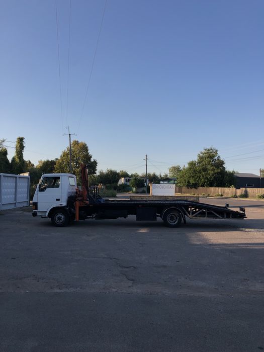 Продам евакуатор-маніпулятор TATA