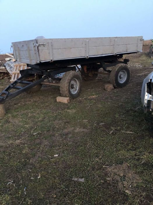 Причіп 2ПТС4.