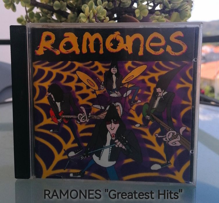 Ramones - Greatest Hits (CD)