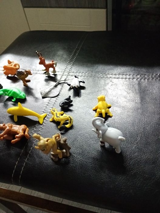 Фігурки  kinder,stumble guys