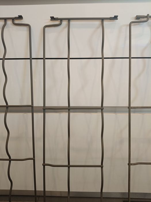 Prateleiras garrafeira IKEA