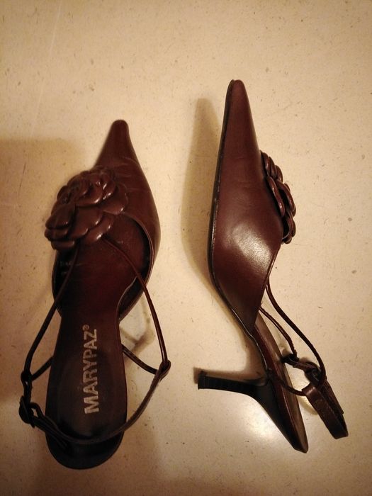 Sapatos de senhora nr. 36 em pele castanho