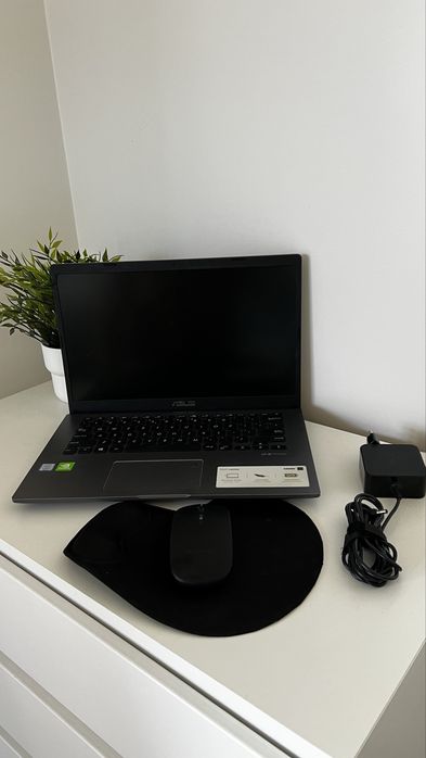 Laptop Asus 14 cali