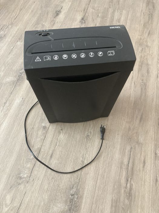 Destruidora de papel marca SIGMA