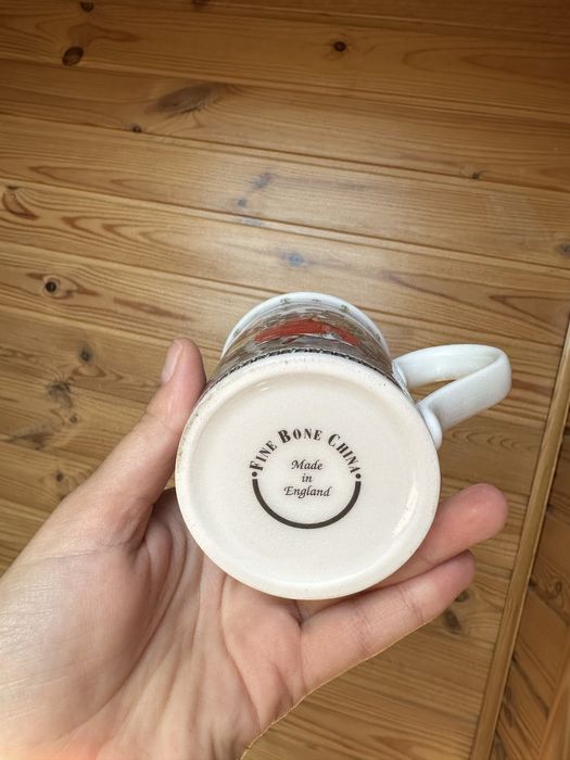 Вінтаж кістяна порцеляна чашка кружка