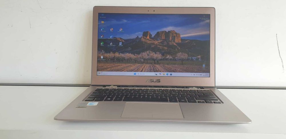 Laptop ASUS UX303L 13,3" i7 8GB SSD256 W11P