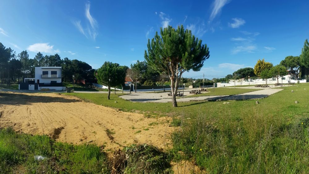 Terreno Lagoa de Albufeira | 585m² | Projeto Aprovado