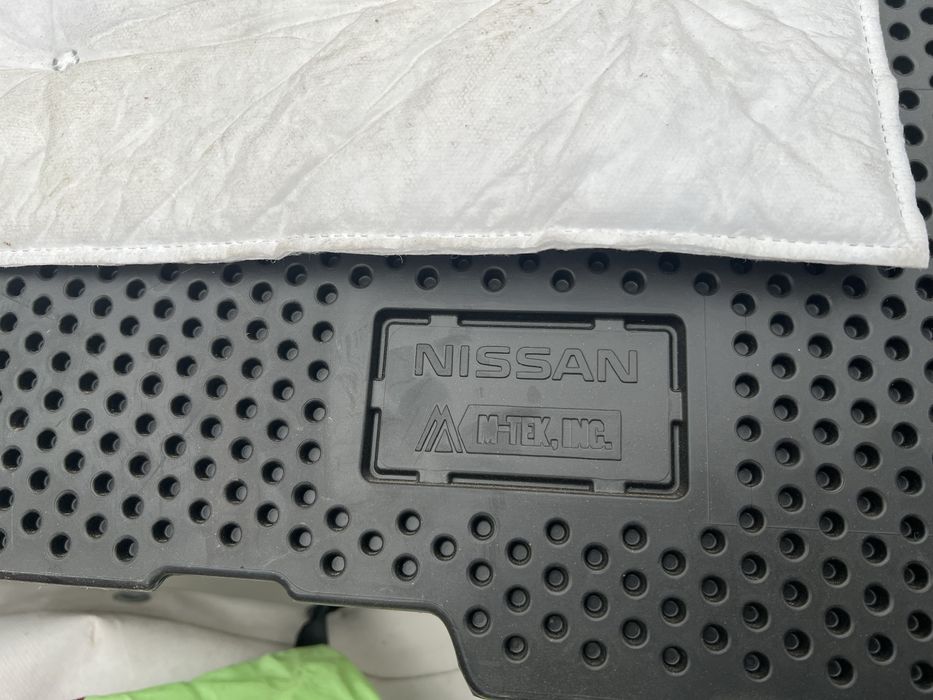 Підлога пол багажника Ніссан рог Т32