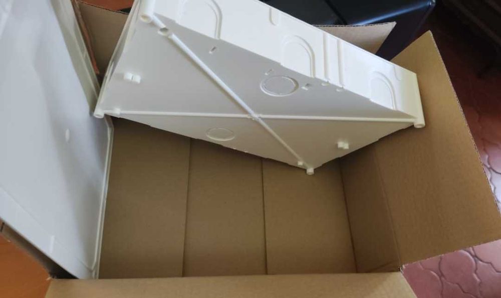 Caixa de derivação Montagem embutida c tampa branca - TEV