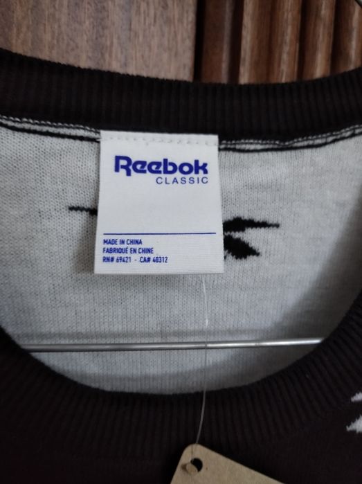 Camisola nova da Reebok