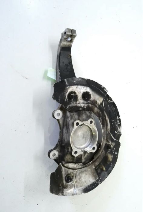 Цапфа передня L+R BMW F15,F07,F10,F34,F11