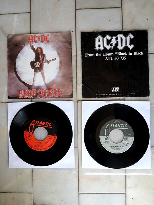 AC/DC - Singles 7" - Vinil