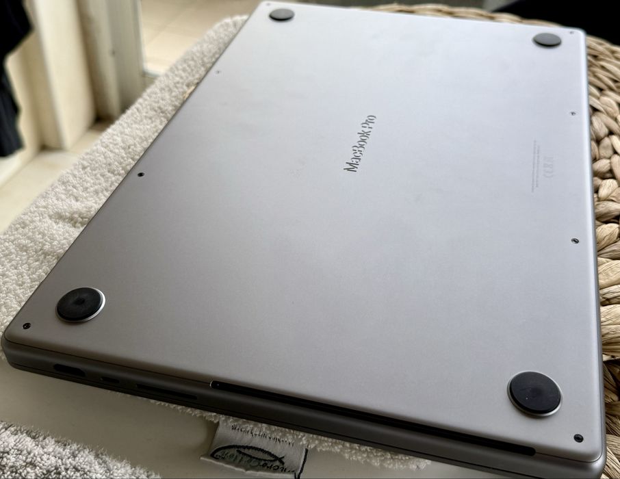 MacBook Pro 16” M1 Max | 32GB RAM | 1TB SSD | Impecável