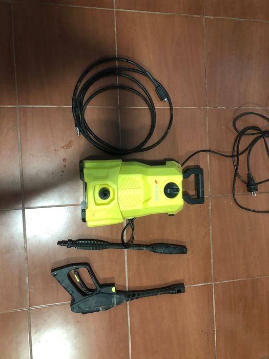 Máquina de jato de água