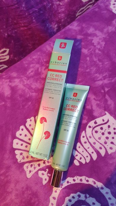 Nowy Erborian CC Red Correct do twarzy