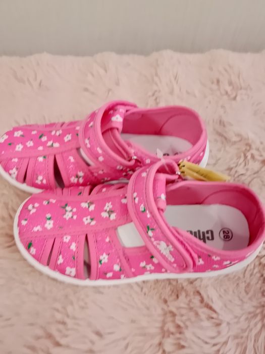 Капці для дівчаток фірми Chicco