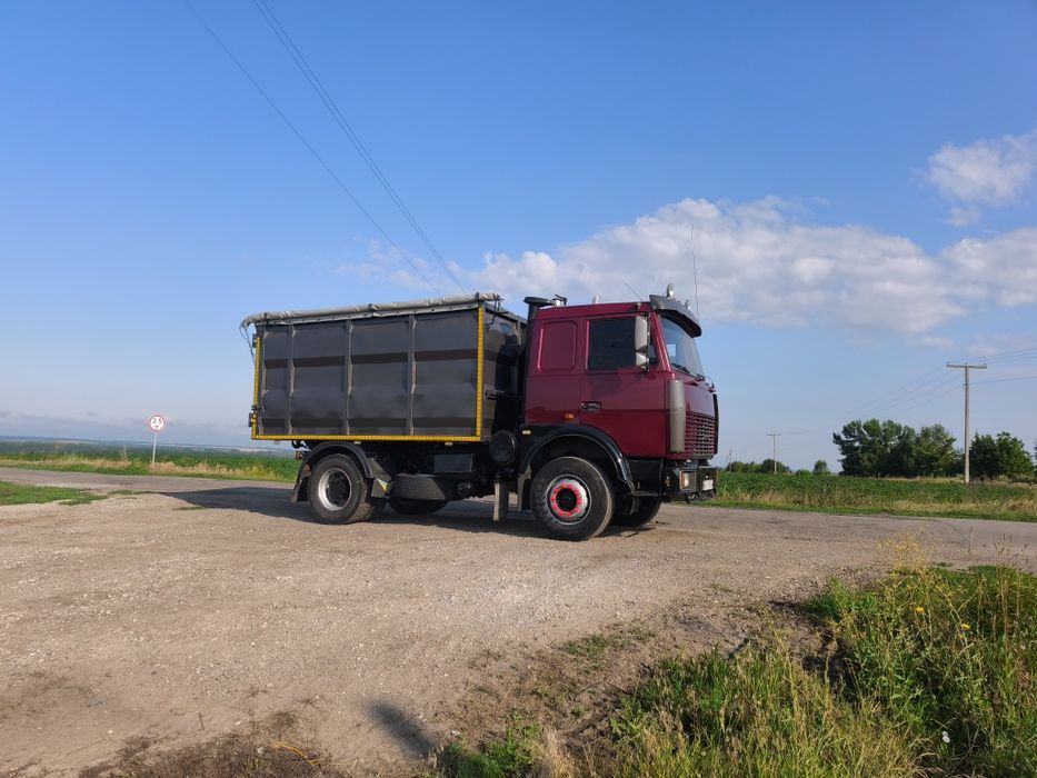 Самоскид  МАЗ 54320.