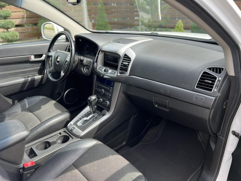 Продаю машину Chevrolet Captiva 22TD 4*4.