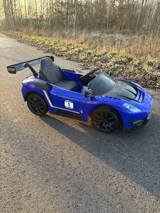 Auto na akumulator Maserati pojazd dla dzieci