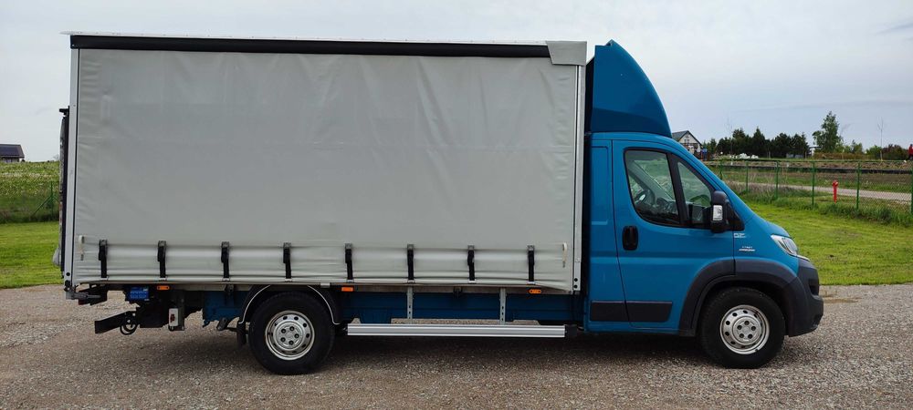 Wypożyczalnia, wynajem: laweta / bus / dostawcze / winda / plandeka