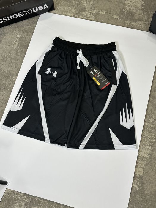 Шорты Under Armour