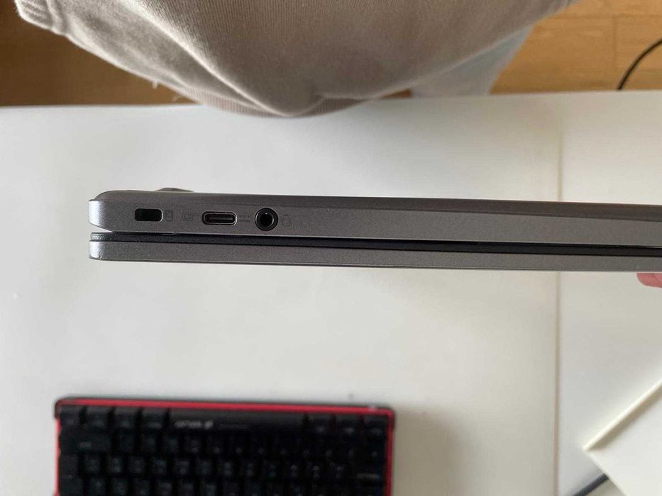 Acer Chromebook Plus c/Ecrã Partido (Funciona 100% em Monitor Externo)