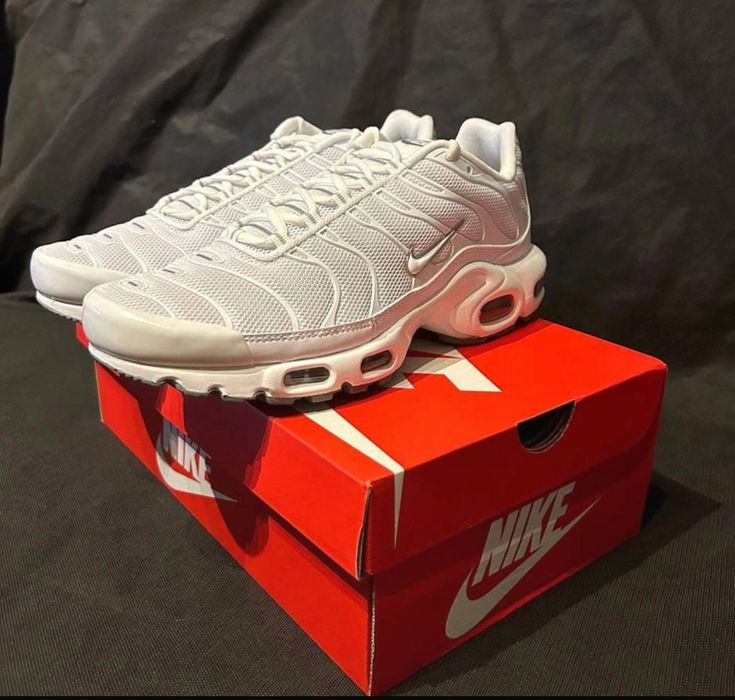 Buty damskie  Nike TN biale buty sportowe air max plus sneakersy 36-41