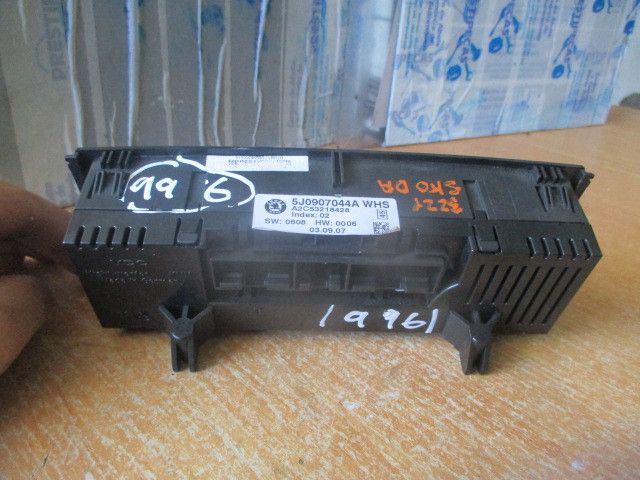 Comando chauffage / sofagem SKODA Fabia II Hatchback (542, 5J)