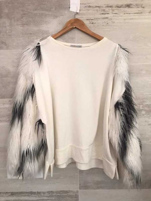 Camisola de malha com pelo