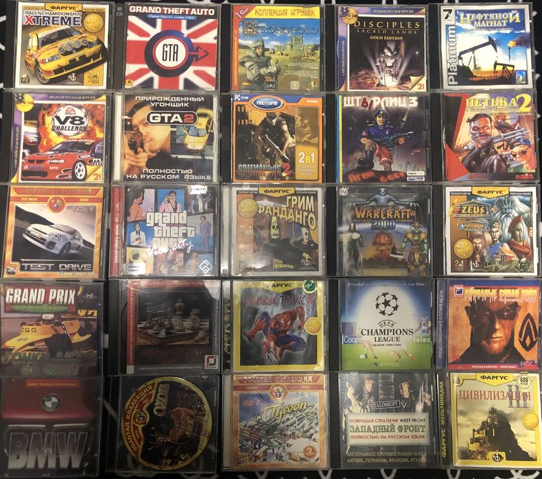 Колекція CD дисків для ПК ігри двохтисячних