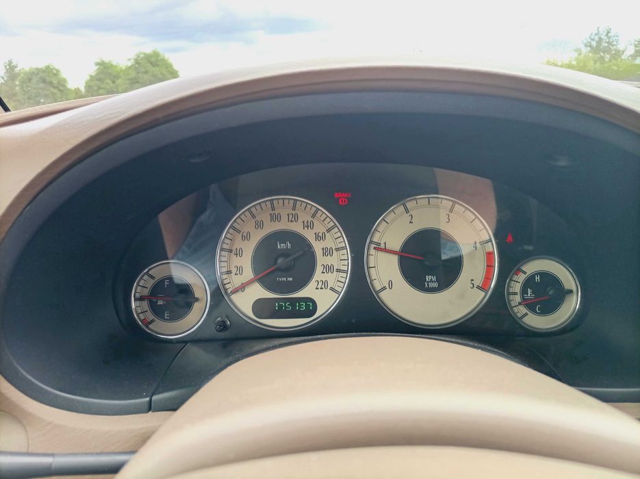 Chrysler Grand Voyager 2,5 CRD