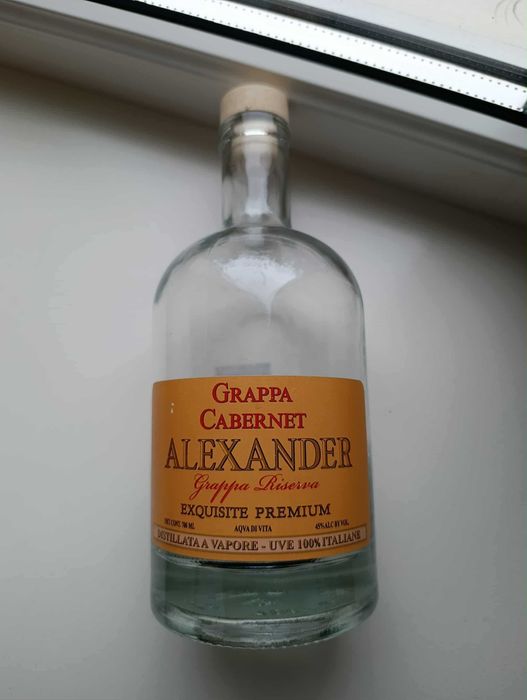 Ром Brugal 1888, виски Aberlour 18, Grappa Alexander - бутылки