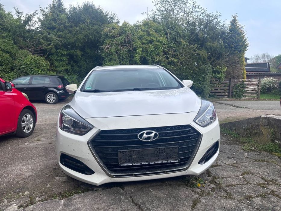 Бампер Hyundai i40 2011-2019 разборка хундай i40 запчастини