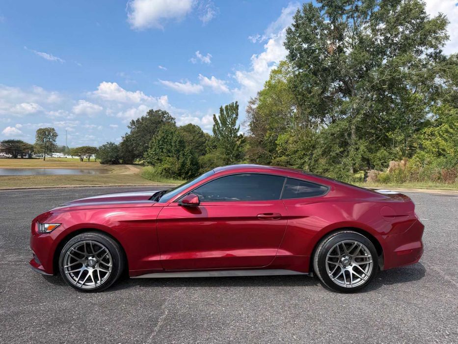 Ford Mustang      2016