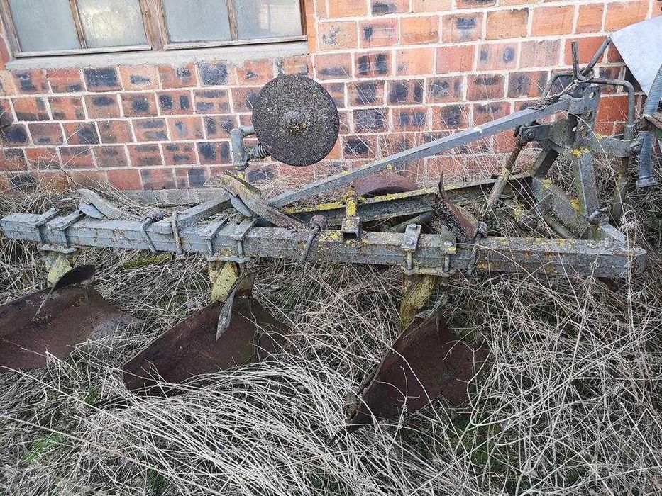 Sprzedam Pług Trzyskibowy Niemiecki Okazja.