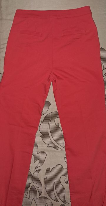 Брюки красные zara basic размер М