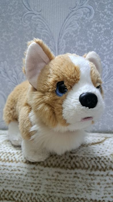 Коргі від Keel Toys.